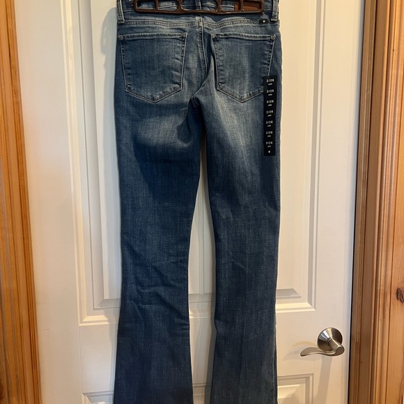 New with tags. Size 2 long - Picture 1 of 3